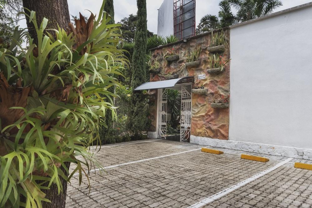 Hotel Aromax Del Campestre Medellín Eksteriør bilde