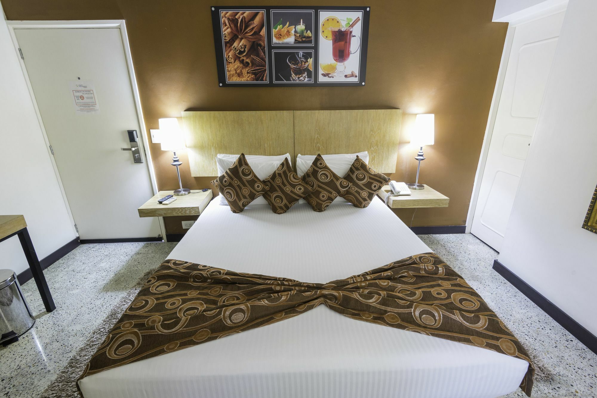 Hotel Aromax Del Campestre Medellín Eksteriør bilde